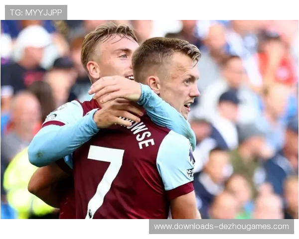 布莱顿队长邓克赞米尔纳永不懈怠，全力奉献