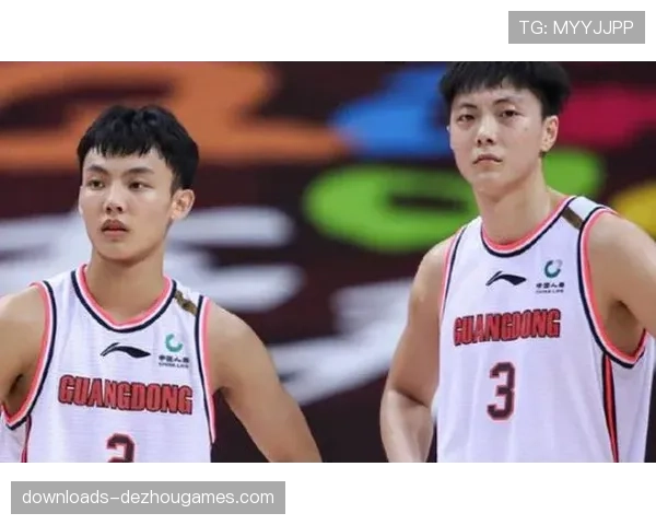 广东华南虎加时不敌新疆伊力特,双方合计命中43记三分球